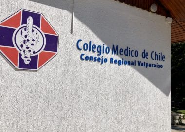 Noticias Chile | Este domingo fallecieron dos médicos en la región de Valparaíso por Covid-19