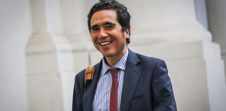 Noticias Chile | Ministro de hacienda volvió a rechazar que chilenos puedan retirar el 10 % de la AFP "No beneficia a la gran mayoría de trabajadores"