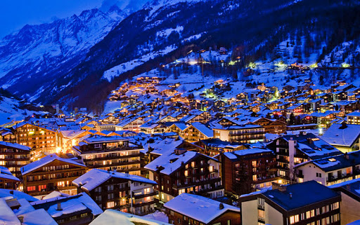 Noticias Chile | Molestia en redes sociales por viajes a Farellones, mientras en otras comunas están preocupados por organizar ollas comunes | Informadorchile