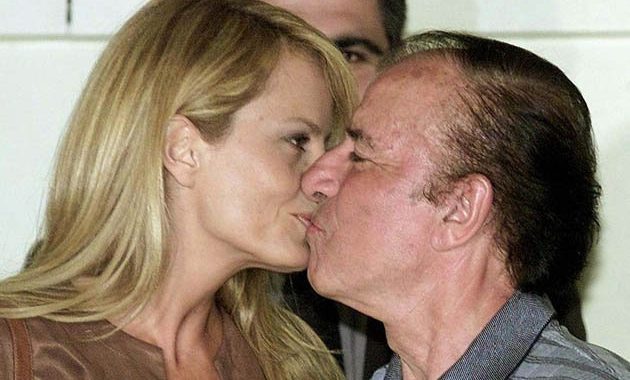Noticias | Carlos Menem vuelve a la UCI por neumonía y su salud se complica a sus 90 años