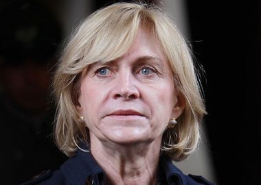 Noticias Chile | Evelyn Matthei dice que sí se aprueba el retiro del 10 % de las AFP se incendiará el País