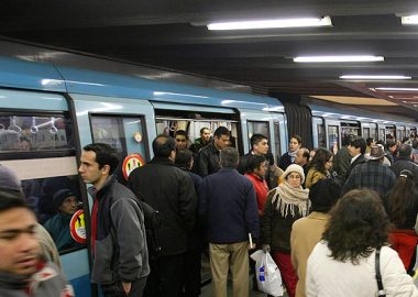 Noticias Chile | Metro normaliza el horario de apertura en días hábiles