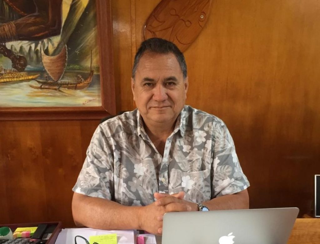 Noticias Chile | Alcalde de Rapa Nui Petero Edmunds solicita al presidente Piñera que las primeras vacunas contra el Covid-19 sean para su etnia