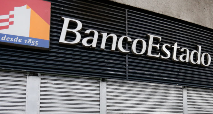 Noticias Chile | Banco Estado presenta graves fallas en su plataforma, justo el día para retirar el bono y el 10% | Informadorchile