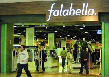 Noticias Chile | Confirman que Falabella escondió 21 trabajadores en bodega para evadir fiscalización | INFORMADORCHILE
