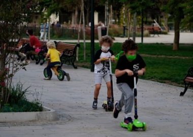 Noticias Chile | Esta semana gobierno anunciará la creación de un permiso especial para que los niños jueguen al aire libre | INFORMADORCHILE