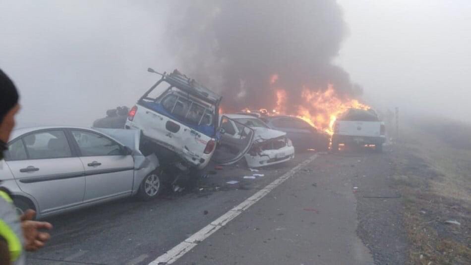 Noticias Chile | Grave accidente producido por la niebla deja dos fallecidos en el sur de Chile