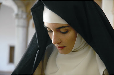 Noticias | Monjas se enamoraron dentro del convento: “Pensaba más en ella que en la Biblia"