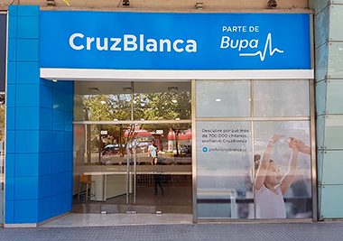 Noticias Chile | Isapre Cruz Blanca se niega a pagar tratamiento de 9 millones mensuales, a paciente con leucemia crónica