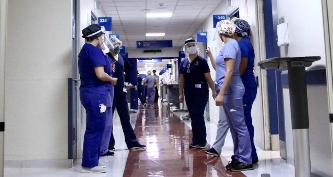 Noticias Chile | Funcionarios de la salud inician paro indefinido nacional