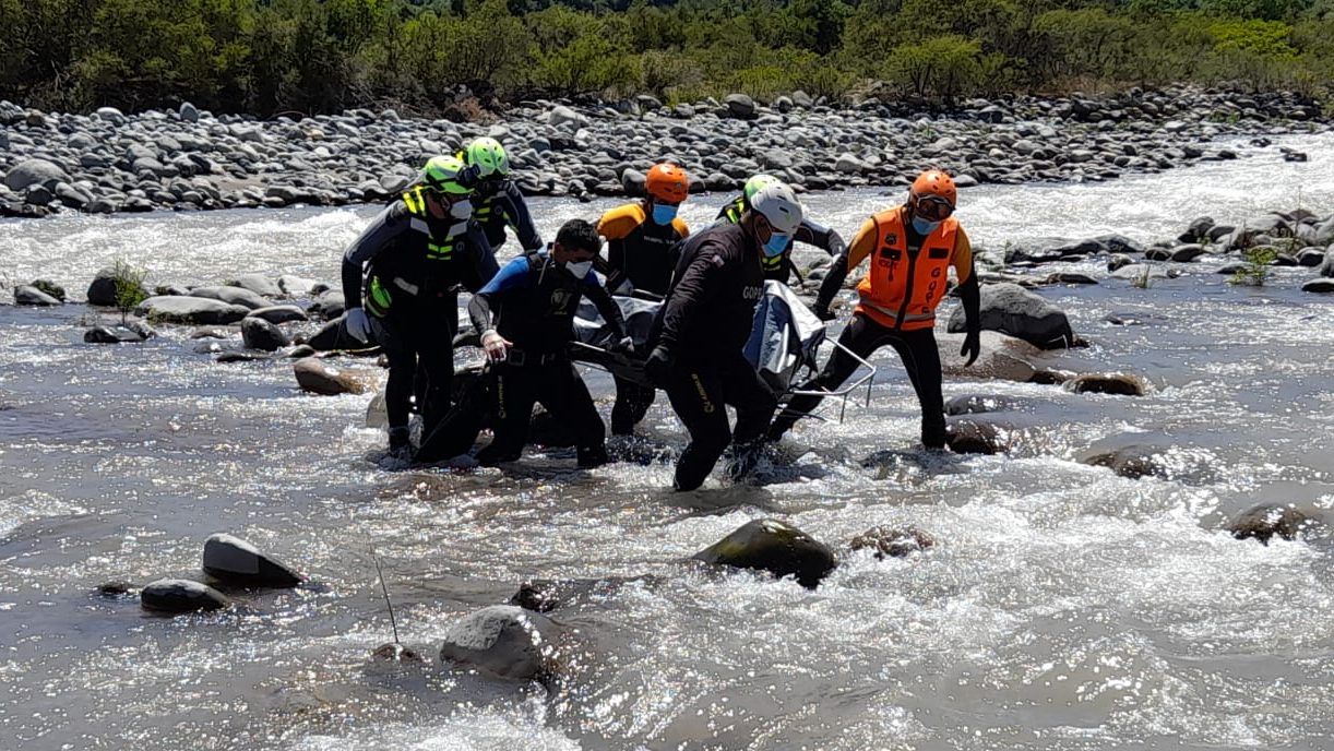 Noticias Chile | Encuentran cadáver de voluntaria de bomberos en el río Teno
