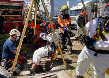 Noticias Chile | Hombre pisa una alcantarilla en mal estado y cae 10 metros, provocando su muerte en el lugar
