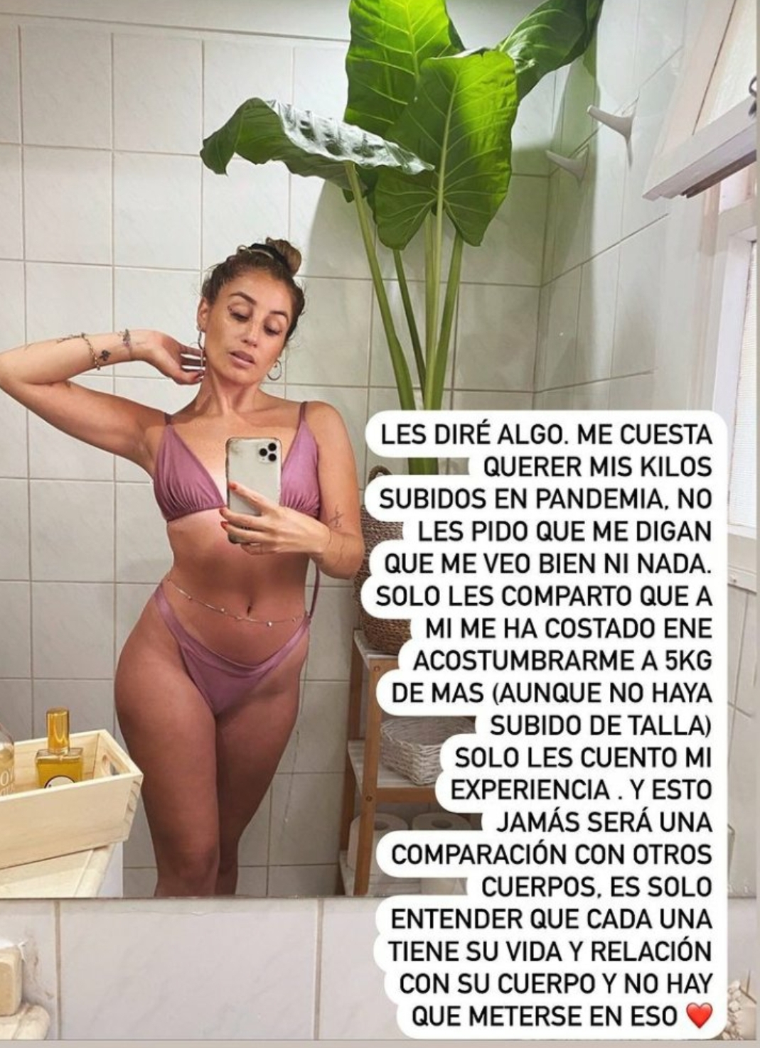 Daniela Castro : cEl concepto de body positive es una excusa para no hacer deporte y alimentarse mal"  https://www.elinformadorchile.cl/2021/01/03/noticias-chile-daniela-castro-el-concepto-de-body-positive-es-una-excusa-para-no-hacer-deporte-y-alimentarse-mal/