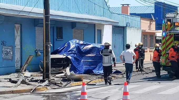 Noticias Chile | Delincuente arrancó de la PDI y colisionó un vehículo particular causando la muerte de una mujer inocente
