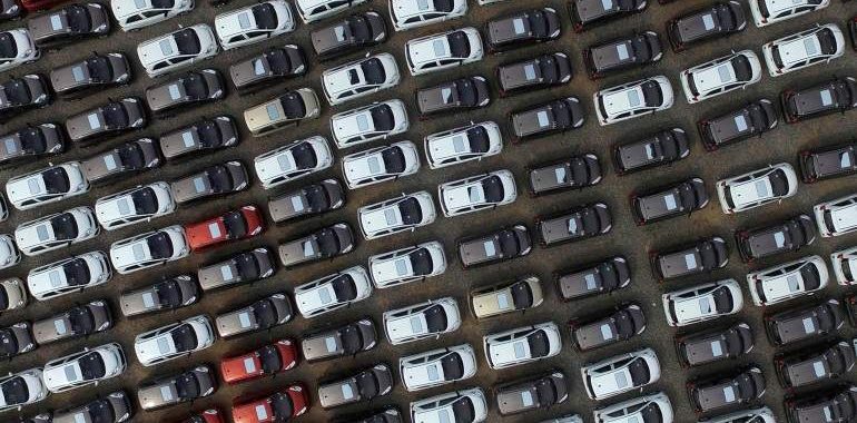 Noticias Chile | Masiva descarga de auto 0 Kilómetros llegaron al Puerto de San Antonio para cubrir demanda en el país