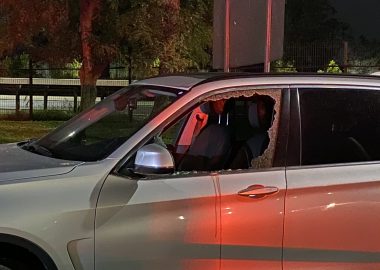 Personal de Carabineros llegó hasta el lugar del ataque y acordonó el área para la realización de las diligencias investigativas correspondientes.